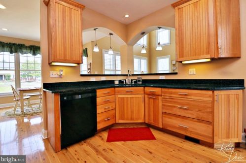 320 Stephen Ct, Charles Town WV  25414-4126 exterior