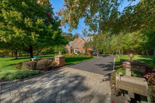 3 Top Of The World Way, Warren, NJ 07059-7166