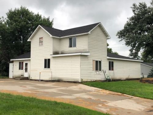 5102 Lockwood St, Martinsburg, NE 68770-7015