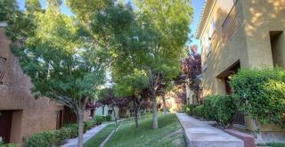 595 Green Valley Pkwy, Henderson NV  89012-2977 exterior