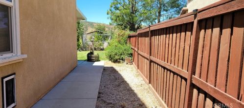 34407 Devlin Dr, Beaumont CA  92223-7436 exterior