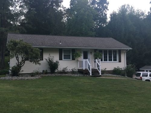 21525 Kebort Rd, Meadville, PA 16335-5209
