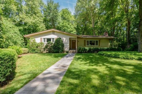 201 Range Rd, Wilton, CT 06897-3923