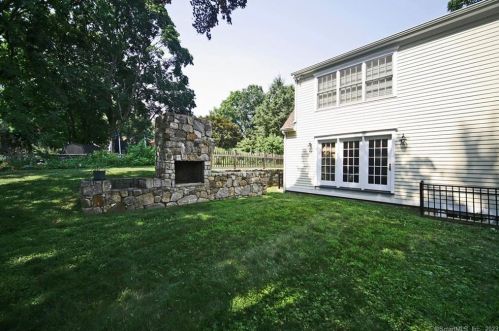 35 Gorham Ave, Westport, CT 06880-2537