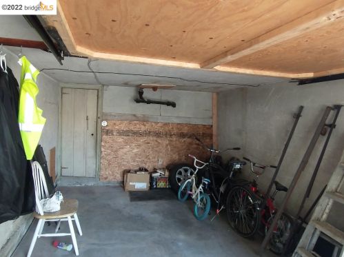 4507 Ellen St, Oakland CA  94601-4728 exterior