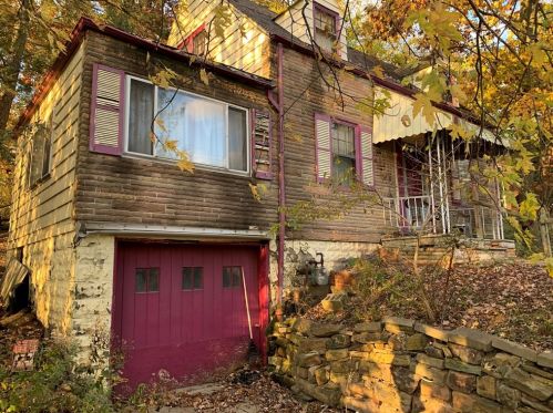 221 Ames St, Pittsburgh, PA 15214-2301