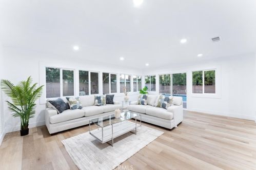 8421 Holder St, Buena Park CA  90620-3003 exterior