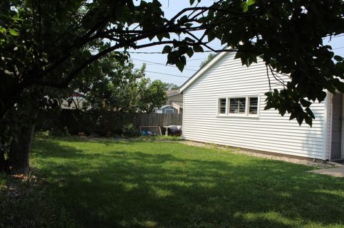 8018 Richard St, Hammond IN  46322-1056 exterior