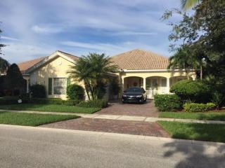 2057 Futana Way, West Palm Beach, FL 33414-6470