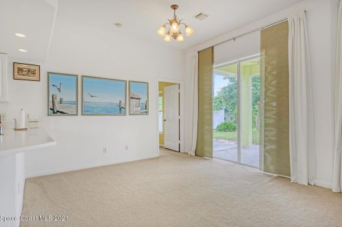 105 Keystone Dr, Sebastian FL  32958-6935 exterior