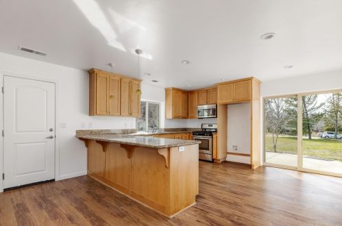 17900 Lake Forest Dr, Lake Wildwood CA  95946-8806 exterior