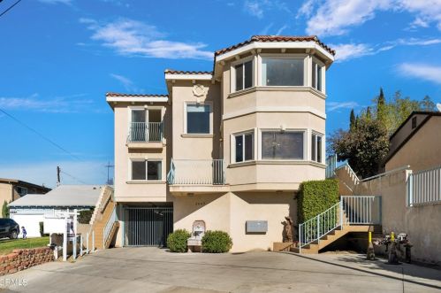 2663 Montrose Ave, Montrose, CA 91020-2603