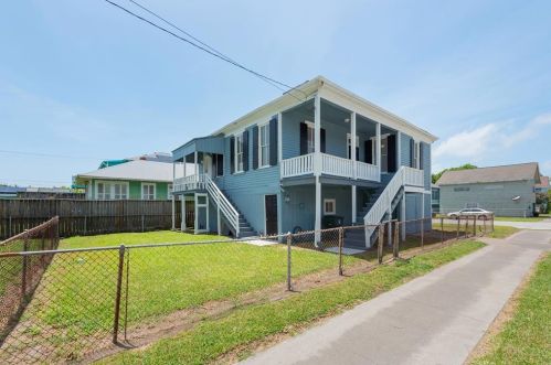 2003 28th St, Galveston TX  77550-7703 exterior