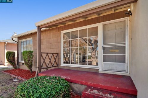658 Hacienda Ave, San Lorenzo, CA 94580-2922