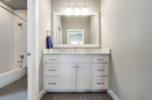 7042 Casa Loma Ave, Dallas TX  75214-4006 exterior