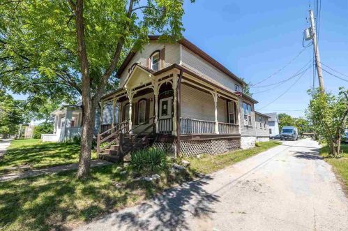 815 Cherry St, Green Bay, WI 54301-4821