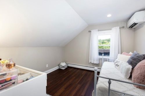 61 Grant Pl, Thornwood NY  10594-1435 exterior