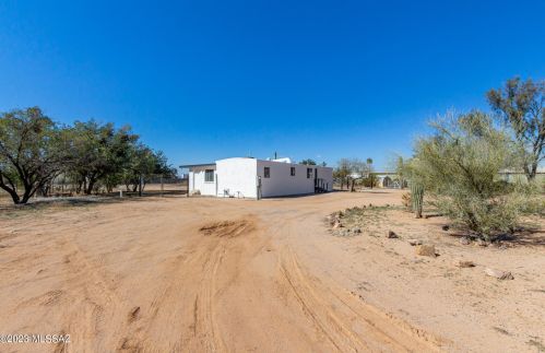 5865 Glory Trl, Tucson, AZ 85743-9194