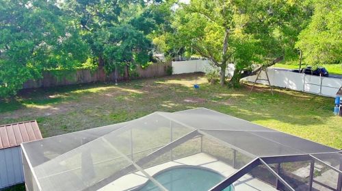 17320 Lynnette Dr, Lutz FL  33549-5608 exterior