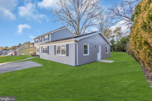 83 Hamilton Ln, Willingboro NJ  08046-1704 exterior