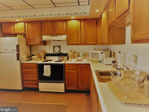 26 Ridge St, Coaldale, PA 18218-1217