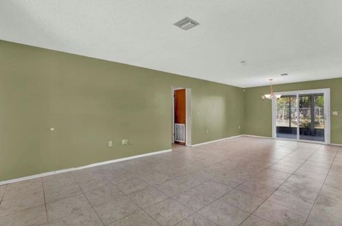 2861 Bowden Rd, Avon Park Lakes FL  33825-8701 exterior