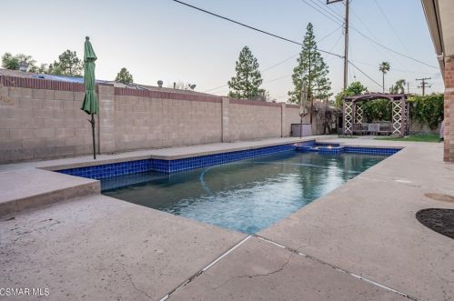 1343 4 St, Simi Valley CA 93065-3110 exterior