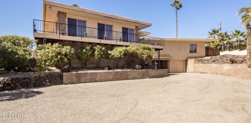 2691 Saratoga Ave, Lake Havasu City, AZ 86406-6911