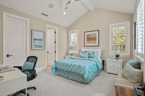 2691 Crestview Dr, Newport Beach CA  92663-5626 exterior