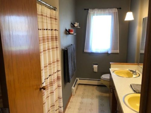 918 2nd St, Erdahl MN  56531-4604 exterior