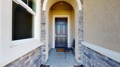 2479 Mountainside Dr, Los Banos CA  93635-8825 exterior