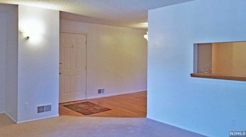 1138 Sycamore Ln, Mahwah NJ  07430-2345 exterior