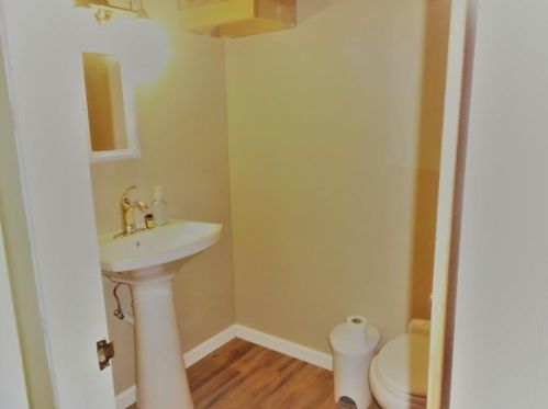 2043 Hulton Rd, Verona PA  15147-3806 exterior