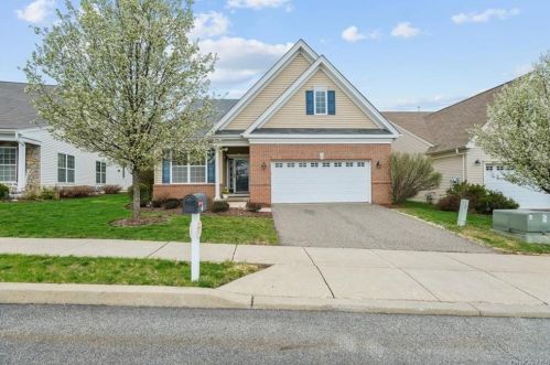 21 Fern St, Middletown, NY 10940-5052