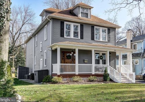 537 Grove St, Tavistock, NJ 08033-1120