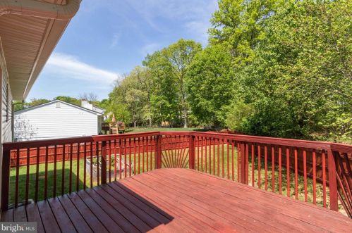 13207 Nassau Dr, Woodbridge VA  22193-4104 exterior
