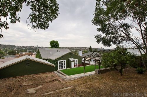 7574 Seneca Pl, La Mesa CA  91942-8837 exterior