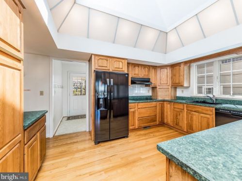 713 Gold Valley Rd, Locust Grove VA  22508-5427 exterior