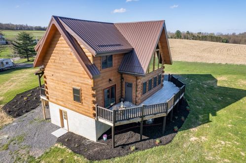 775 Mason Dixon Hwy, Berlin, PA 15530-6307