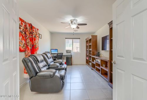 828 Placita Pozanco, Green Valley AZ  85614-3807 exterior