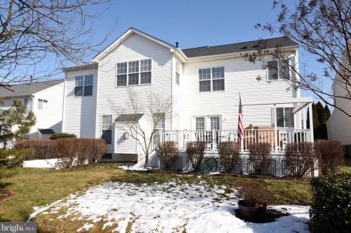 213 Alpine Dr, Leesburg VA 20175-6132 exterior