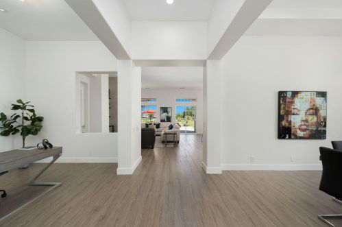 116 Via Las Flores, Rancho Mirage CA  92270-5205 exterior