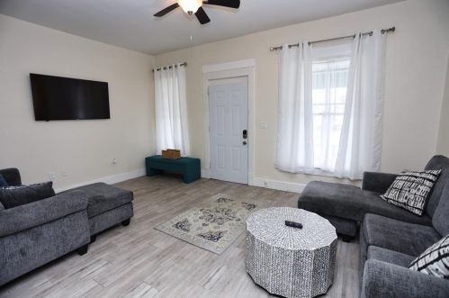3309 Bernardo De Galvez Ave, Galveston, TX