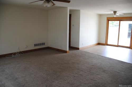 531 6th St, Burlington, CO 80807-1941