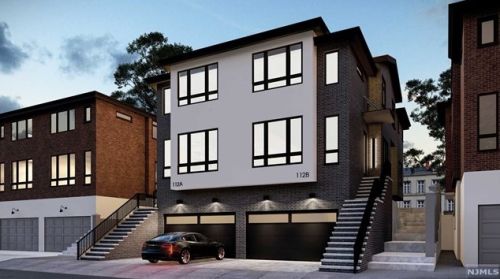 112 Sunset Pl, Palisades Park NJ  07650-1927 exterior