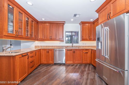 495 Rodeo Rd, Sedona AZ  86336-3369 exterior