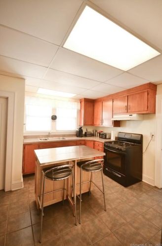 78 Lincoln Ave, United States Coast Guard Ac CT  06320-5145 exterior