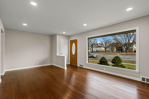 8200 Ruby Ave, Milwaukee WI  53218-4574 exterior