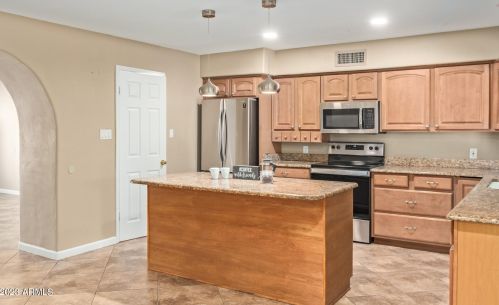 648 Pampa Ave, Mesa AZ 85202-8009 exterior