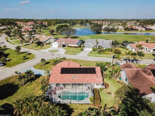 1330 Foxbrush Ct, Naples, FL 34104-4962